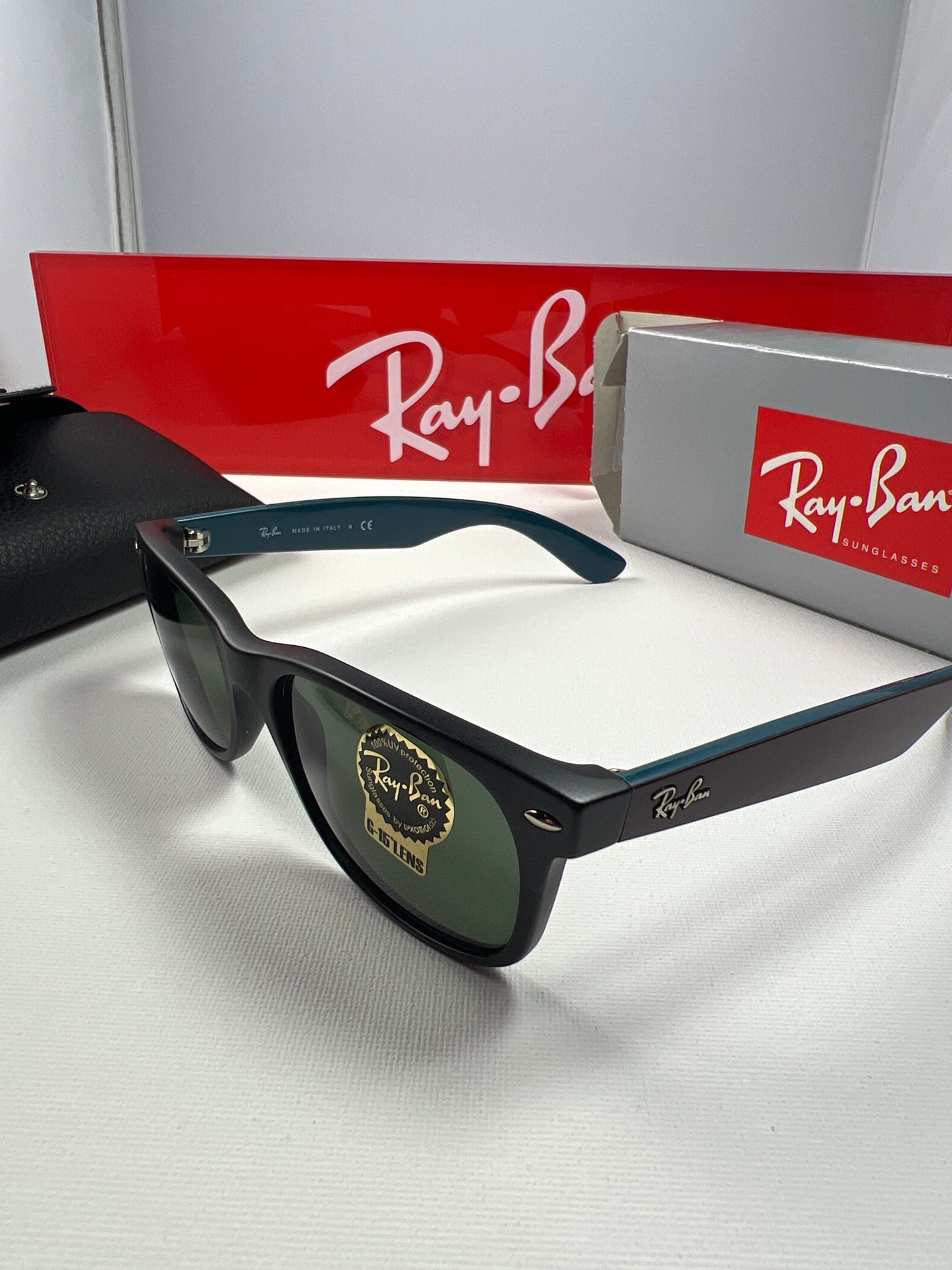 Ray-Ban 2132 New Wayfarer